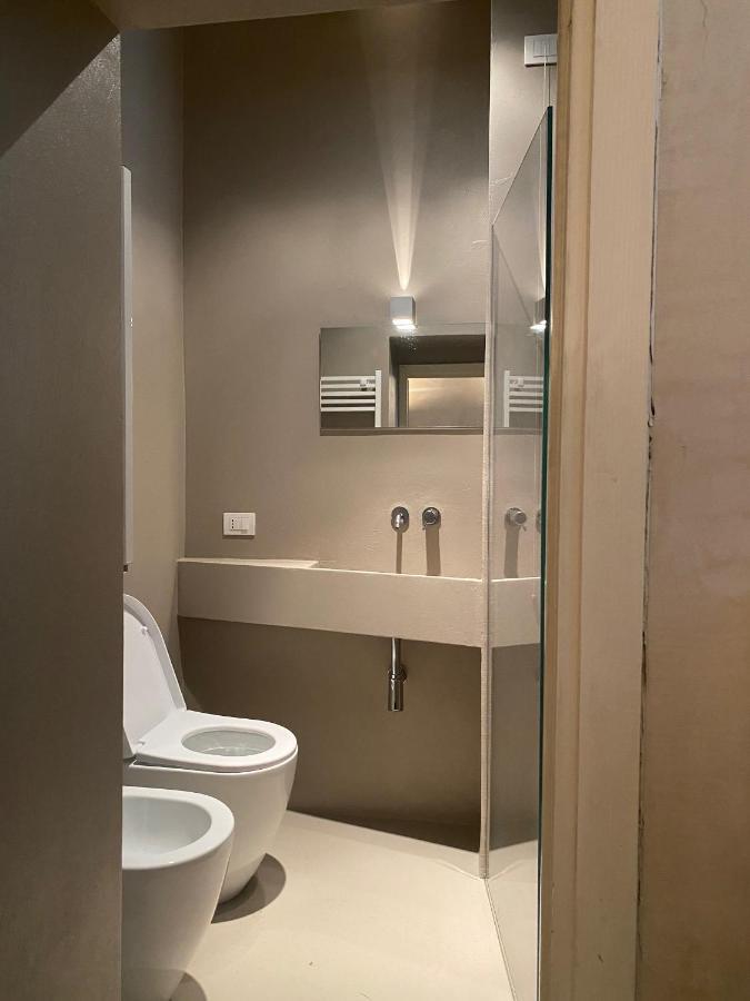 Intero Appartamento. San Giovanni Uno Brescia Exteriör bild